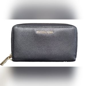 Black Michael Kors Leather Wallet